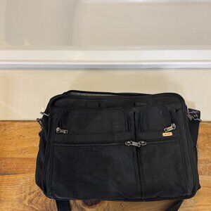 Tumi 26041D4 Briefcase luggage